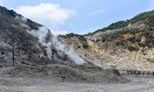 Geologen zeggen dat er binnenkort een vulkaan bij Napels zal uitbarsten, wat er gebeurt met de vulkaan in Italië