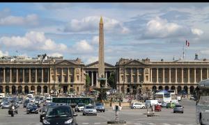A híres Place de la Concorde Párizsban