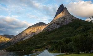 Bolygónk legszebb hegyei (20 fotó) Hogyan írjuk le szépen a hegyeket