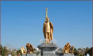 Ashgabat egy fehér márvány kertváros és a semleges Türkmenisztán fővárosa