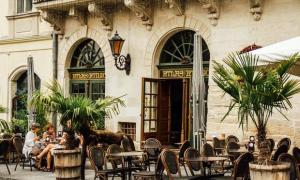Waar te gaan in Lviv: attracties, interessante plekken, cafés en restaurants Interessante plekken in Lviv in de zomer