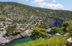 Закинтос – шарен остров на Грција во Јонското Море